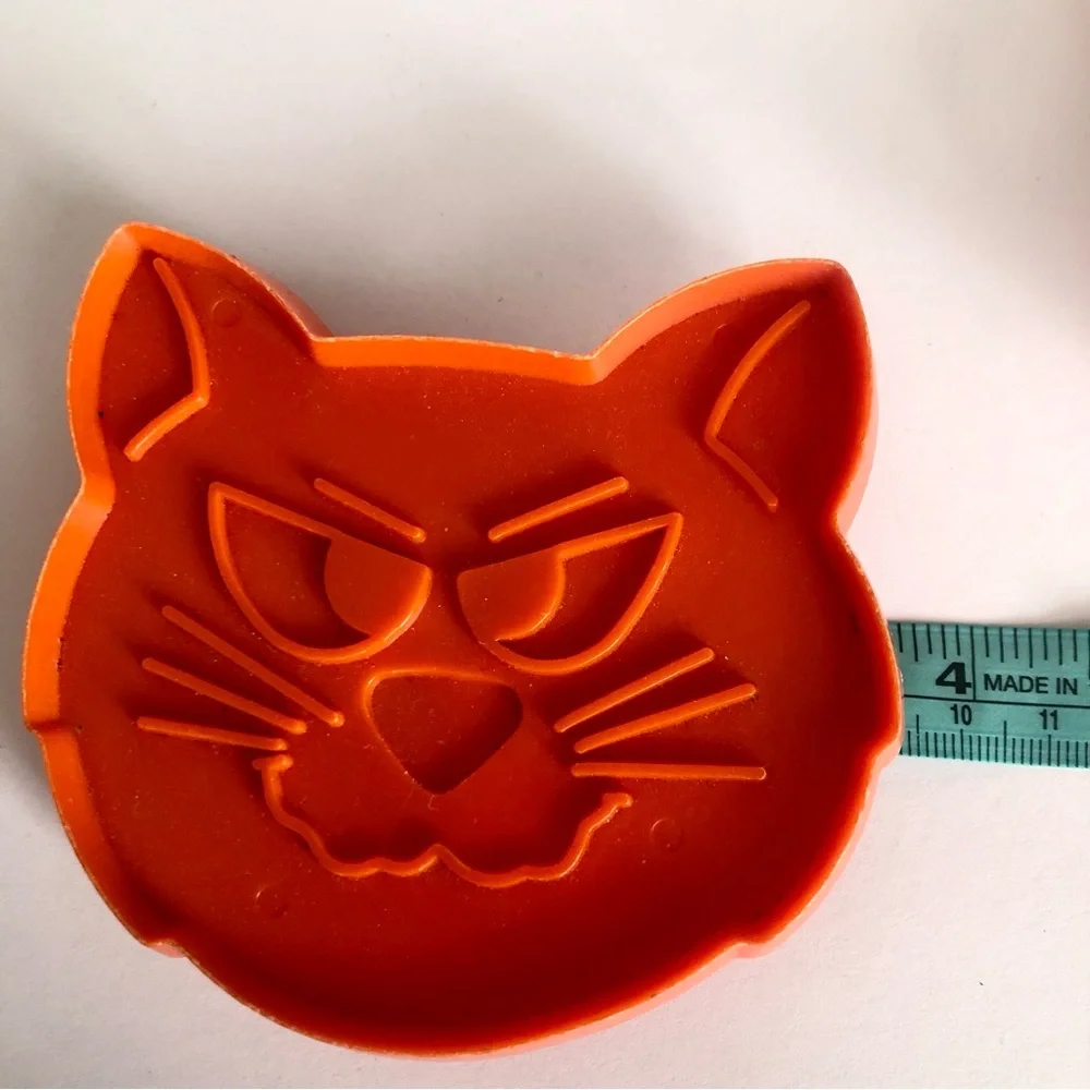Witch and Cat Hallmark vintage cookie cutters Halloween Cut out cookies